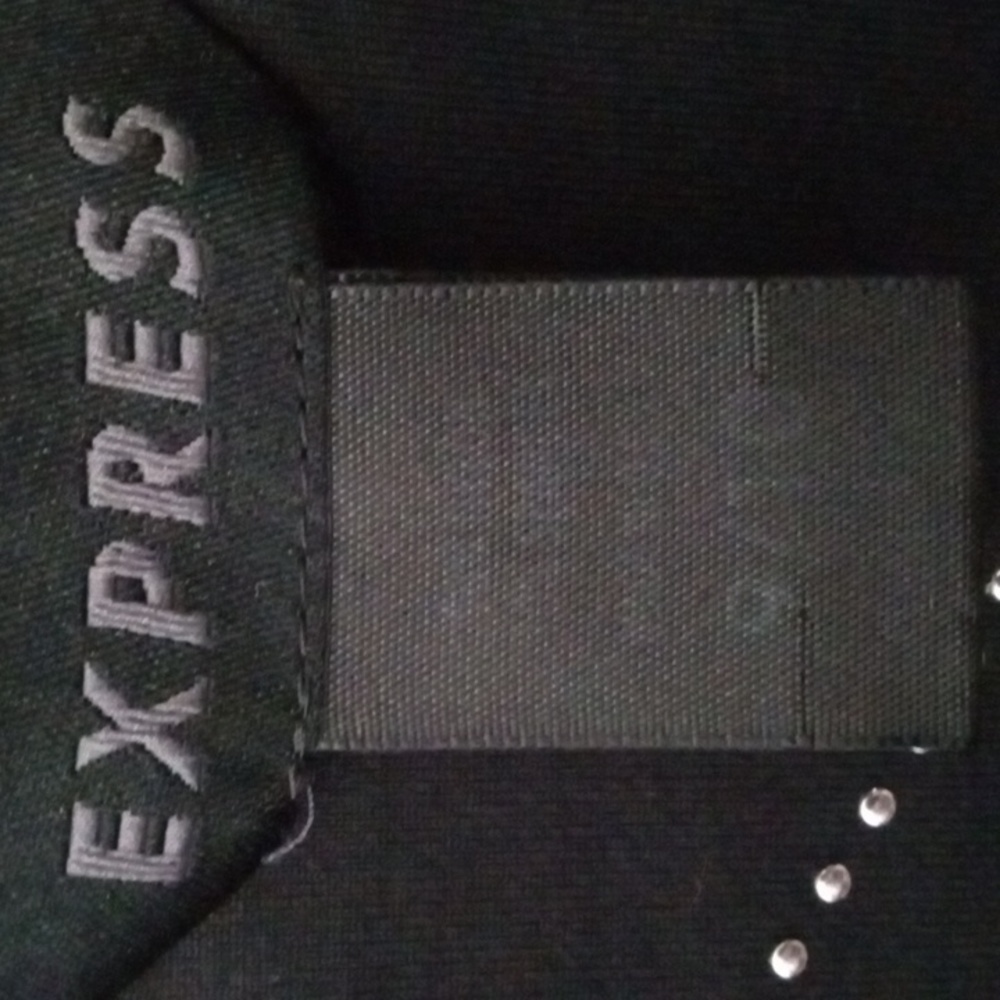 Dress - Picture 3 of 3